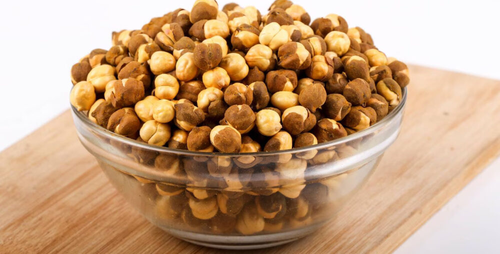 Organic farms avoid toxic inputs, improve soil health, grow clean, sustainable food that supports nature.